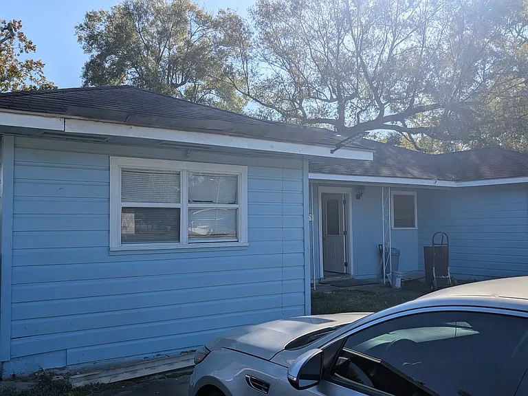 4910 Wales Dr — Photo 4