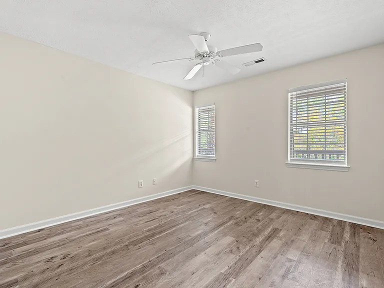412 Pinehurst Ln #15-7 — Photo 16