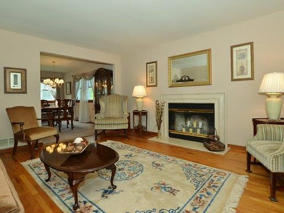 Living Room w/Fireplace