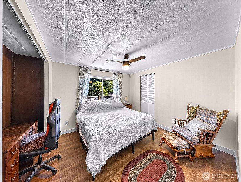 5th image of 46649 Baker Loop Road
