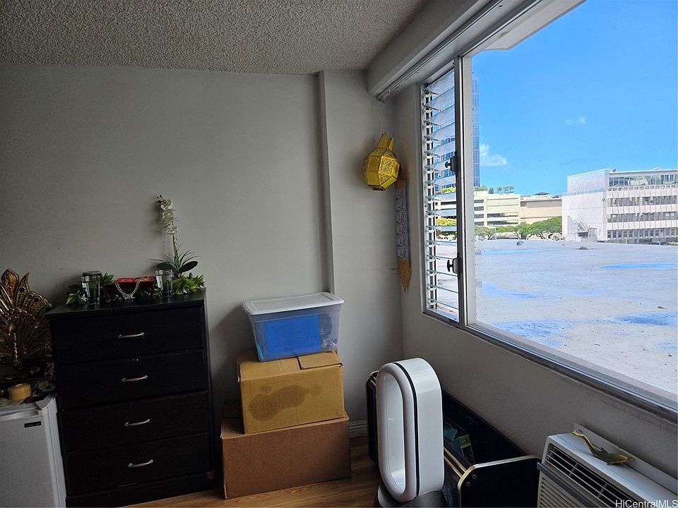 2nd image of 747 Amana St APT 401