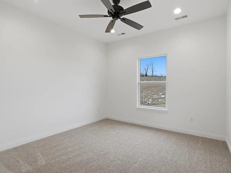 2700 Easley Cabin Cir — Photo 35