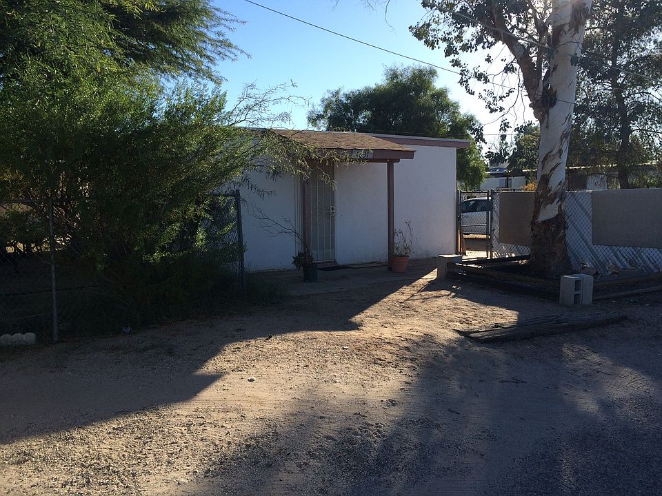 1st image of 1631 W Hegel Ln Unit 4