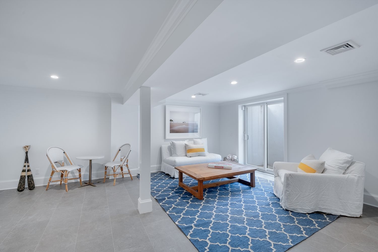 Finished Basement with Full Bathroom and walkout