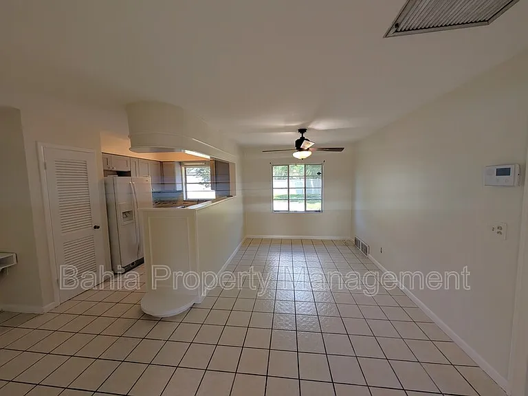 808 N Macdill Ave — Photo 5