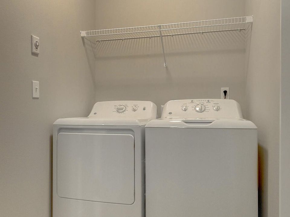 Full size GE washer/dryer