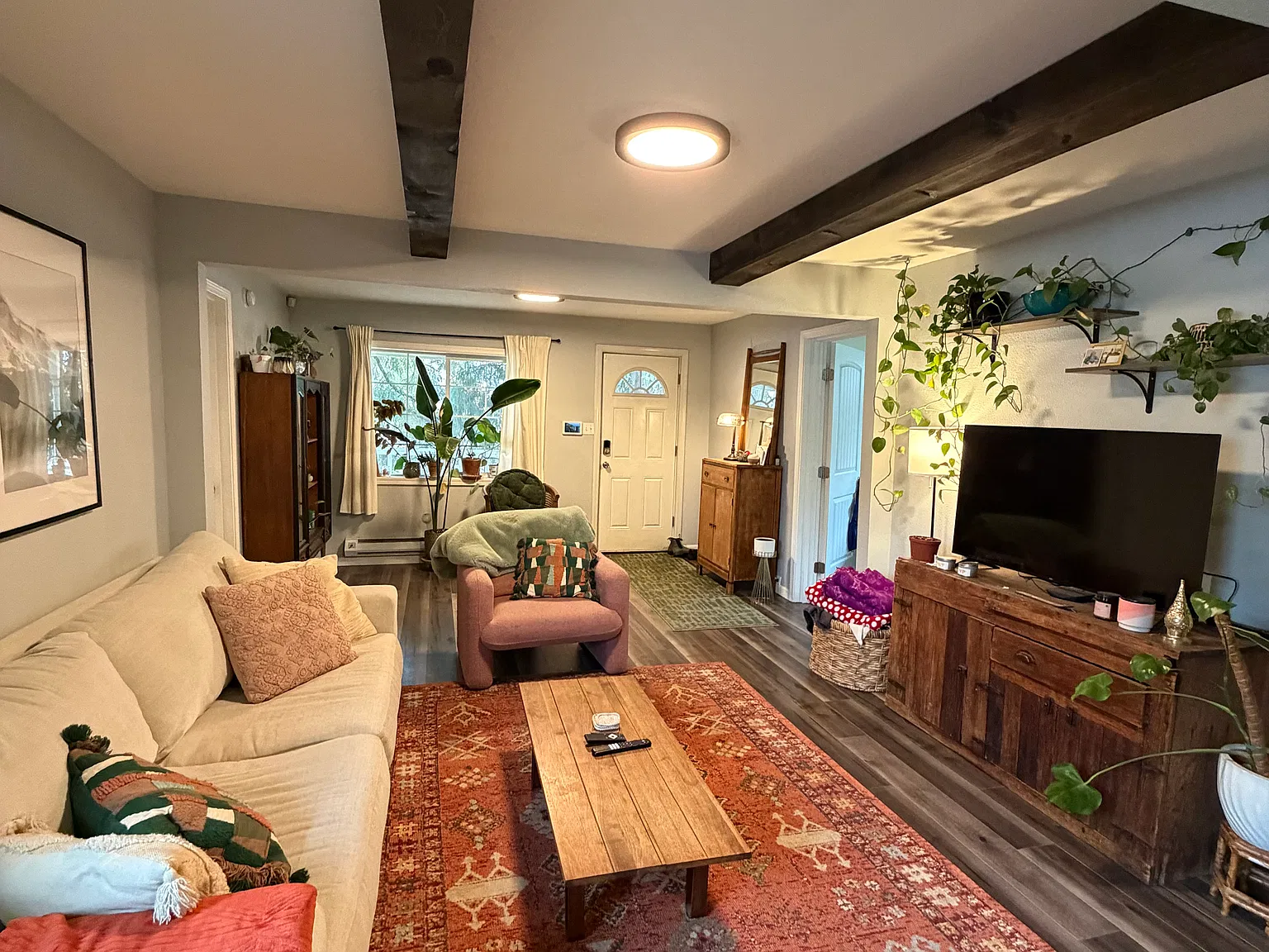 3 bed, 1831 sqft, $2,750 — Photo 2