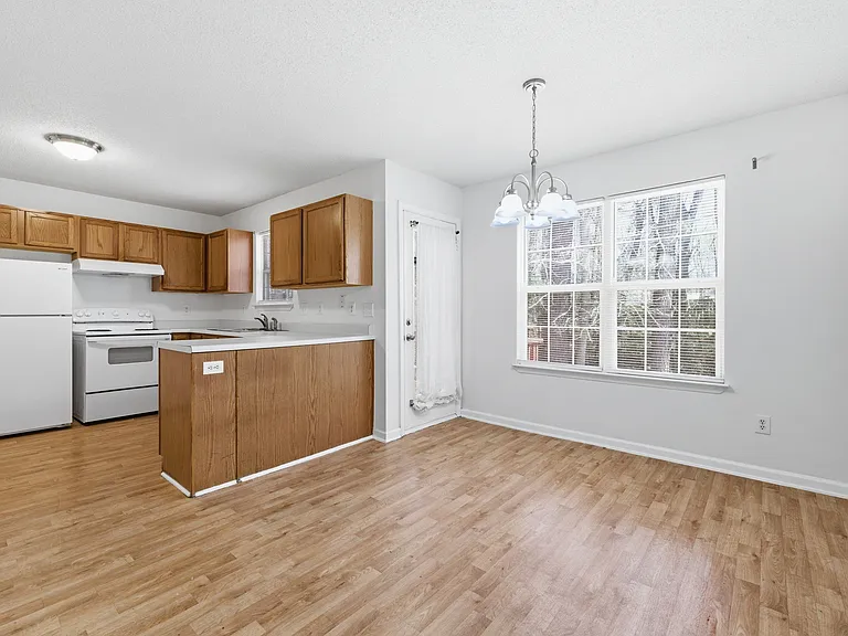109 Holly Mountain Rd — Photo 10