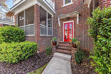 2101 Kirkwood Ave — Photo 28