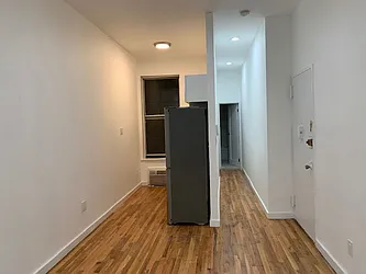 Rented by Salon Realty Corp