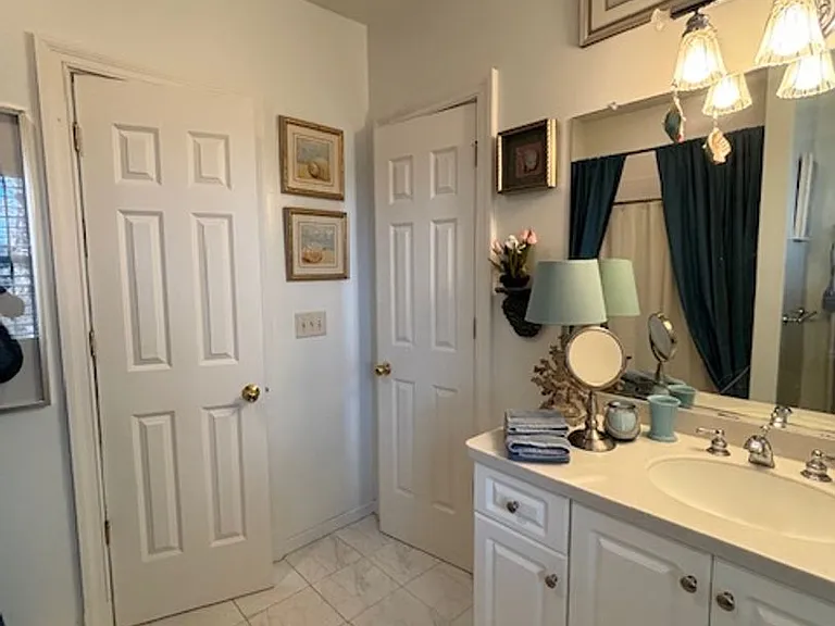 1005 Draketail Ln — Photo 11
