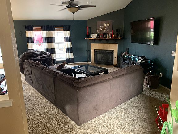 2nd image of 324 Mary Dr