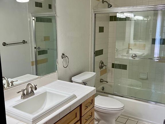 4th image of 260 Alto Ln