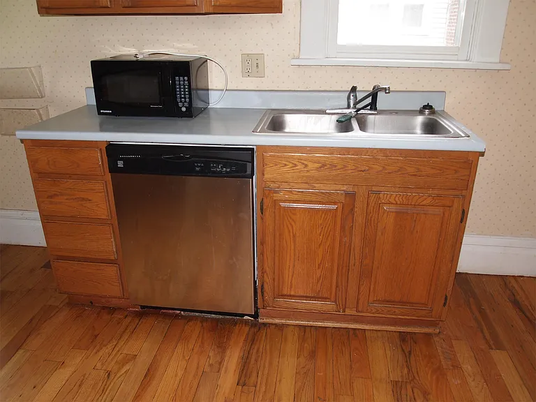 132 Union St — Photo 4