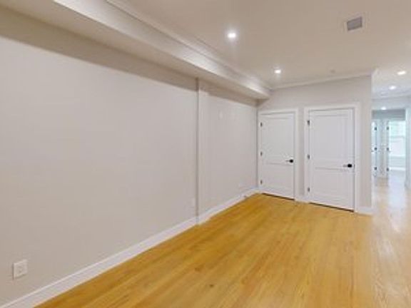 3rd image of 230 Tremont St APT 3
