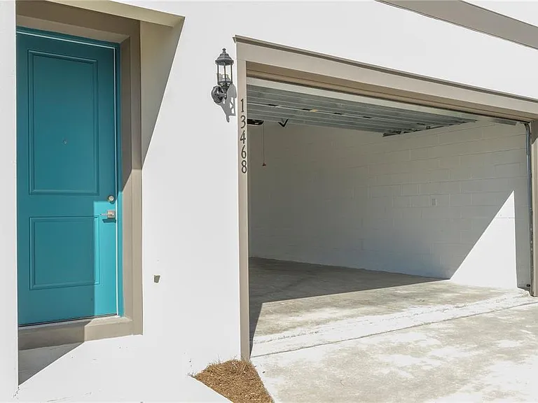 Leggett Aly — Photo 42