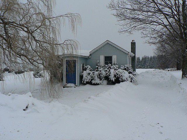 2nd image of 213 Hatfield Rd