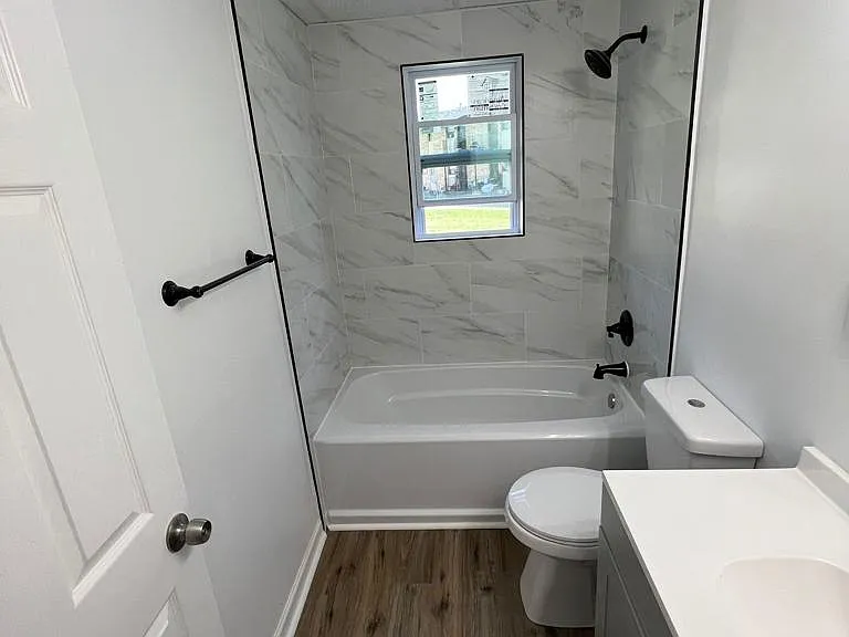 Glendale Place Apartments 2 — Photo 7