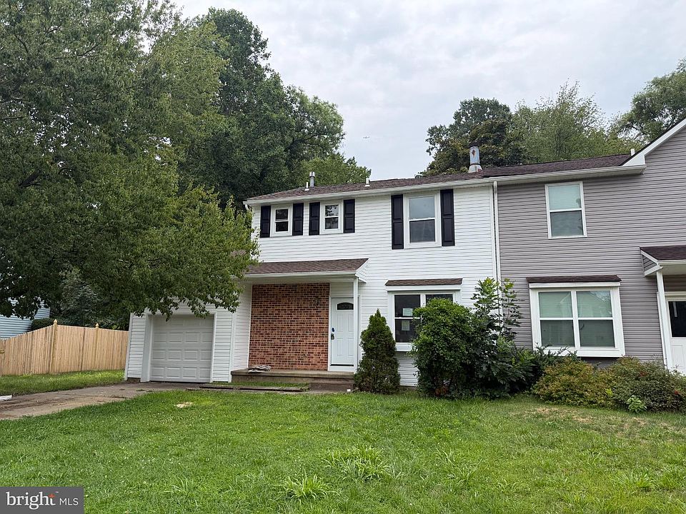 1st image of 39 Brambling Ln