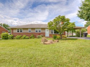 5710 Darby Rd, Roanoke, VA 24012