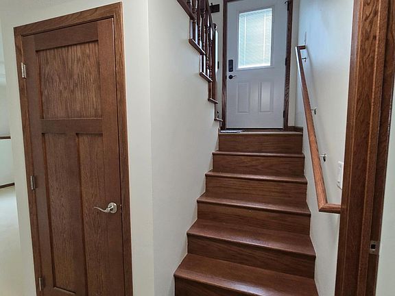 3rd image of 215 Manila St NE