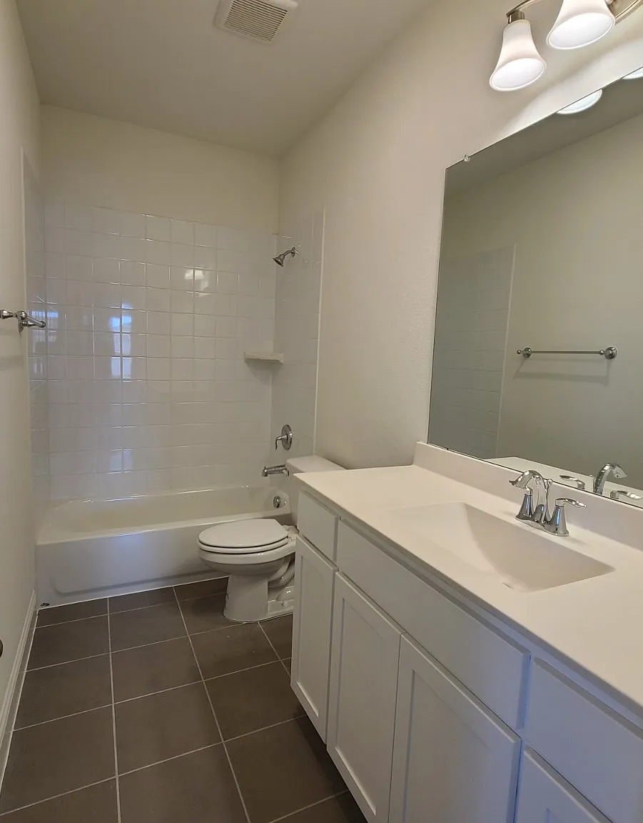 4408 Smokey Quartz Ln — Photo 4