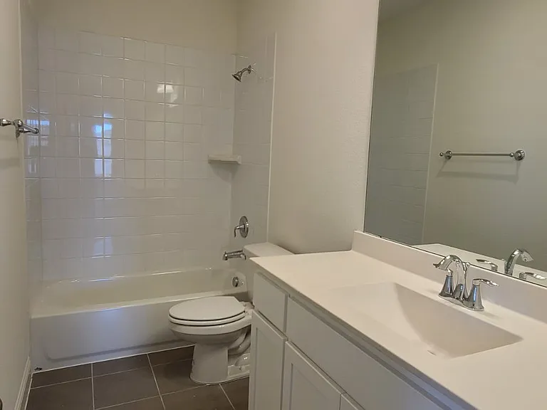4408 Smokey Quartz Ln — Photo 4