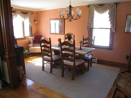 4th image of 68 Emerson Ave