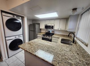 6607 W Jamaica Dr, Glendale, AZ 85306