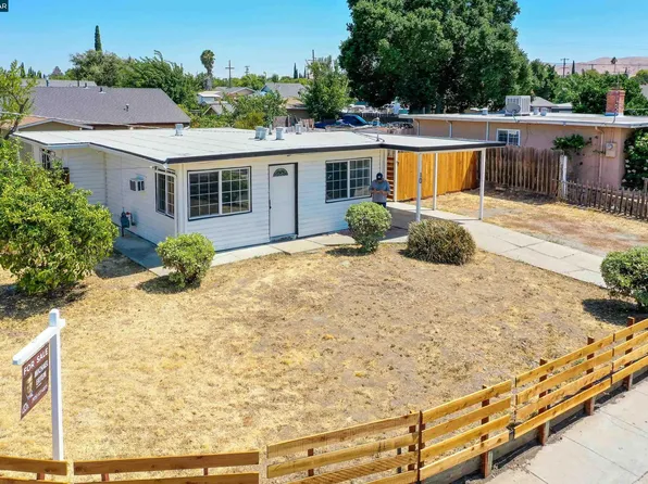 10 Canal Dr, Bay Point, CA 94565