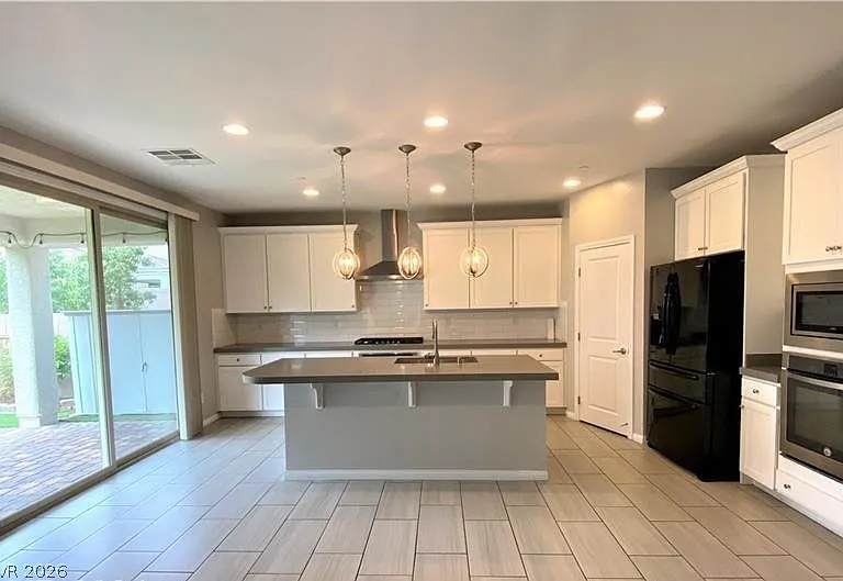 3069 Villanelle Ave — Photo 7