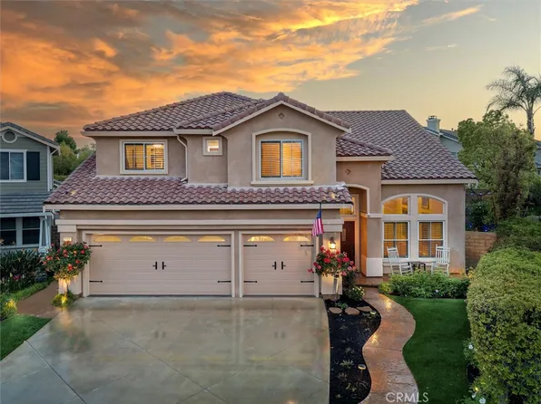 21712 Canyon Heights Cir, Saugus, CA 91390