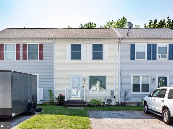 11 Courtland St, Taneytown, MD 21787