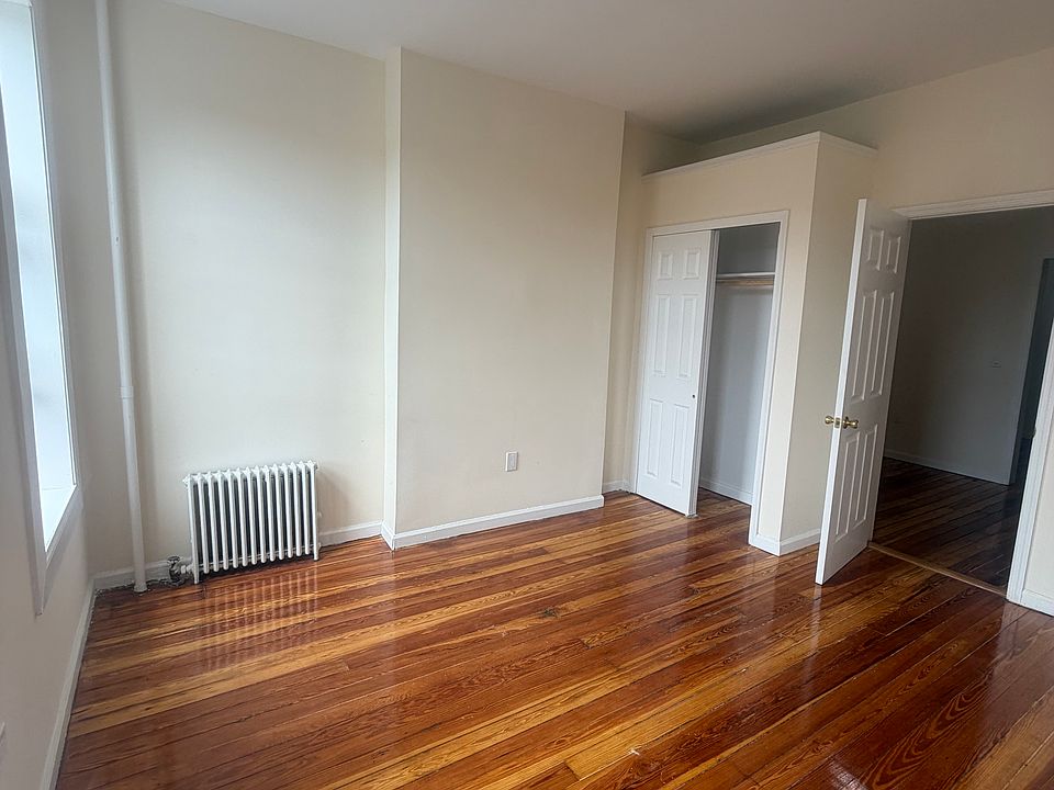 1st image of 564 Morgan Ave APT 3L
