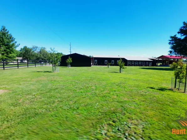 1500 Webb Ln, Marion, IL 62959