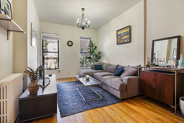 1st image of 229 E 31st St APT 3