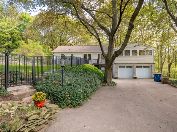 1205 Pinehurst Blvd, Kalamazoo, MI 49006