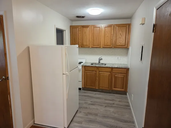 325 Mansfield St APT B3, New Haven, CT 06511