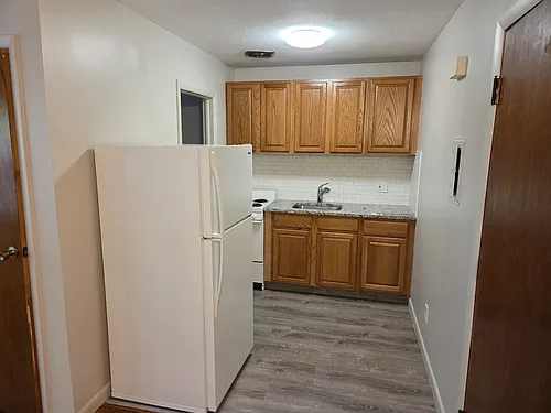 325 Mansfield St Photo 1
