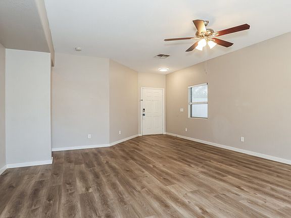3rd image of 44080 W McCord Dr