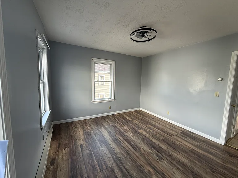 18 Meadow St #2 — Photo 8