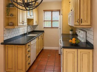 1733 Mayo St APT 7, Hollywood, FL 33020
