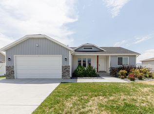 1566 E 650 S, Hyrum, UT 84319