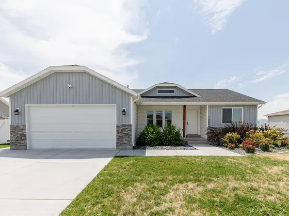 1566 E 650 S, Hyrum, UT 84319