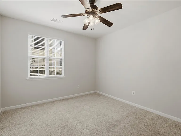 21228 McFadden Sq #314 — Photo 10