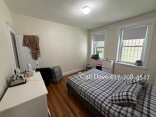 1800 Commonwealth Ave Photo 1