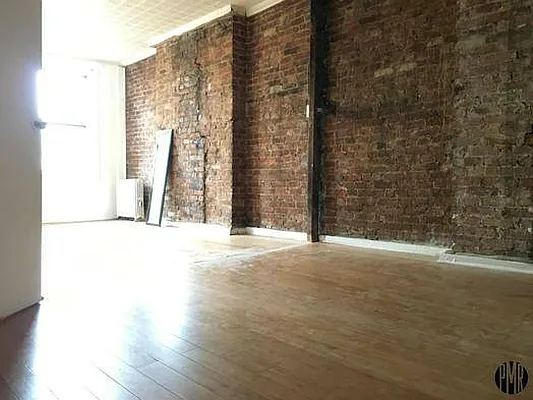 Rented by Premier Metro Realty Corp | media 16