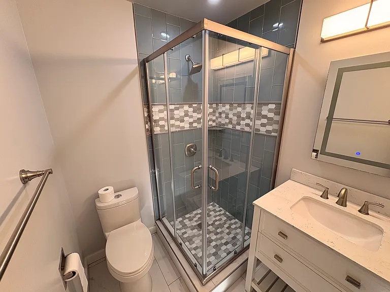 1645 S 288th St #203 — Photo 10