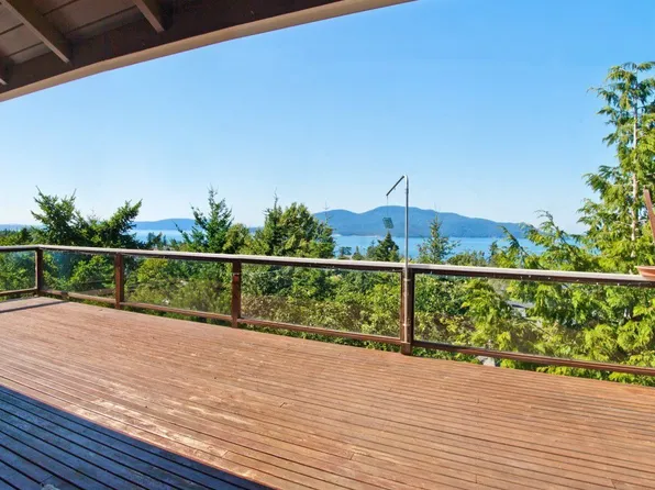3508 W 8th Pl, Anacortes, WA 98221