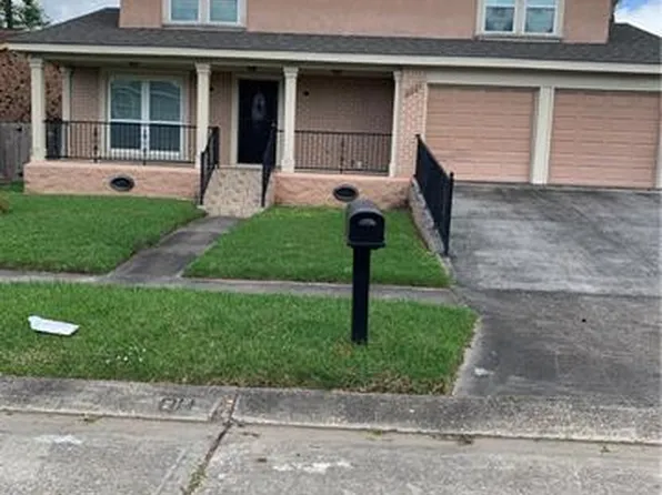 2221 Deerlick Ln, Harvey, LA 70058